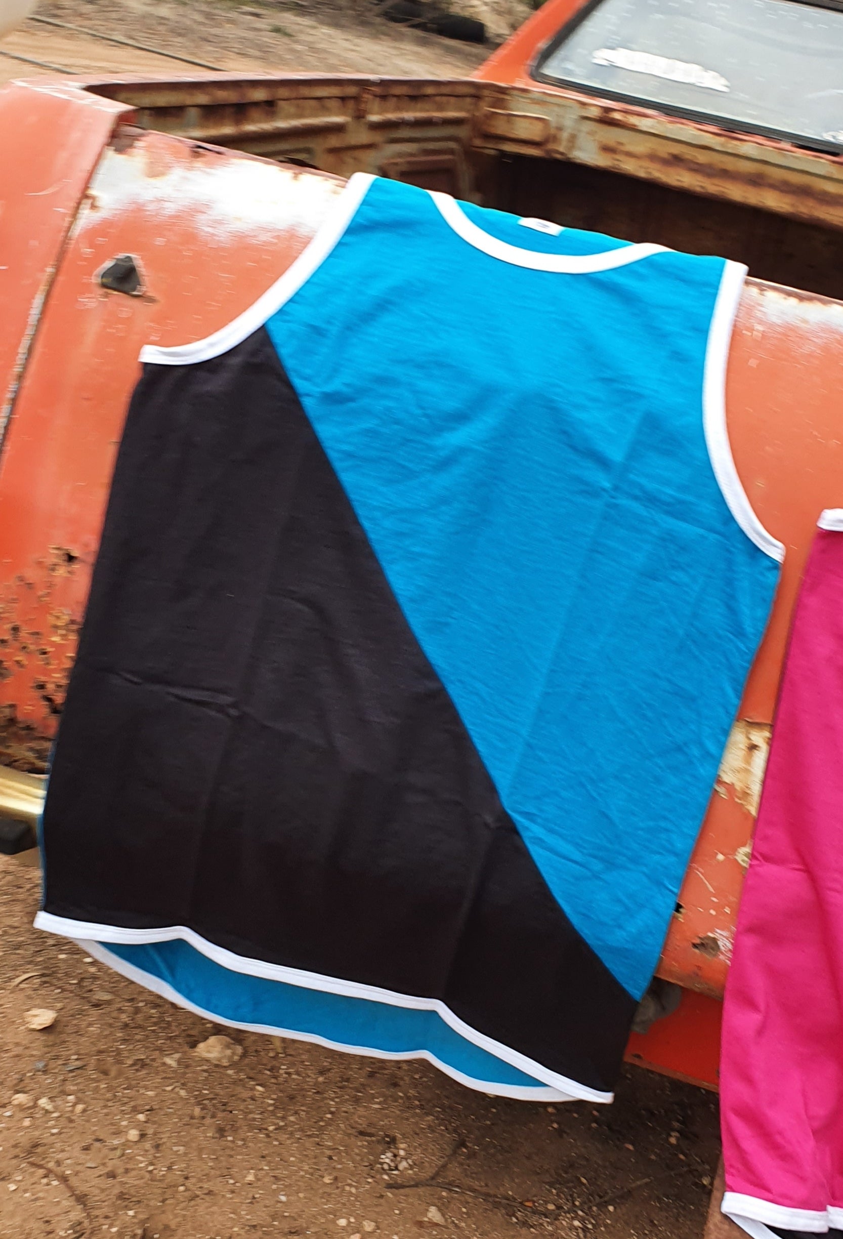 NEW Teal & Black Diagonal Shearing Singlet - Just Shear